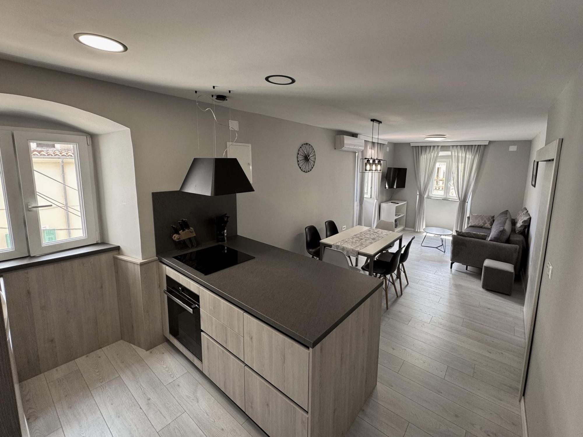 Apartman Jadreskic Mošćenička Draga Exterior foto